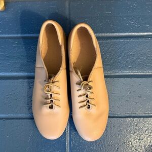 Women’s Tan Tap Shoes
